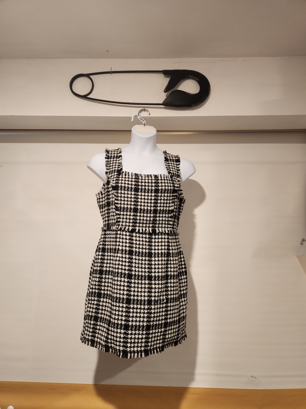 Forever 21 Black and White Houndstooth Mini Dress